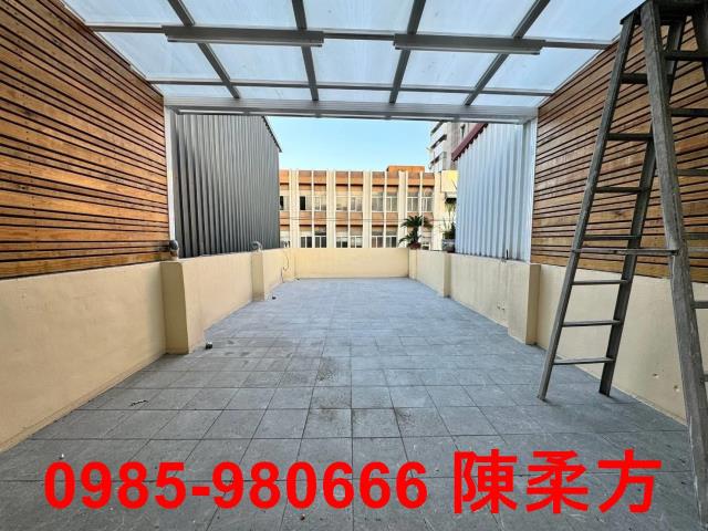 西區店面-10