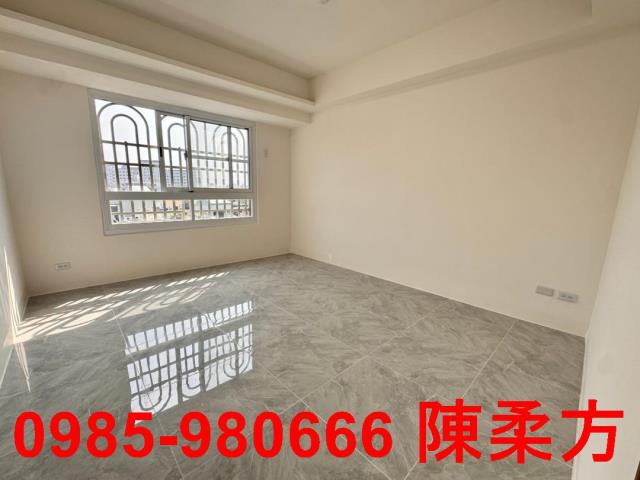 嘉義西區大樓-1