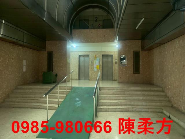 東區大樓-1