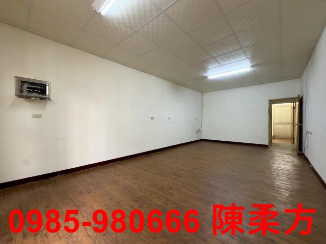 西區透天-11
